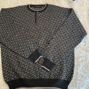 Men’s print sweater